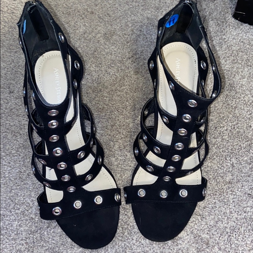Ashley Stewart women’s black heels size 10